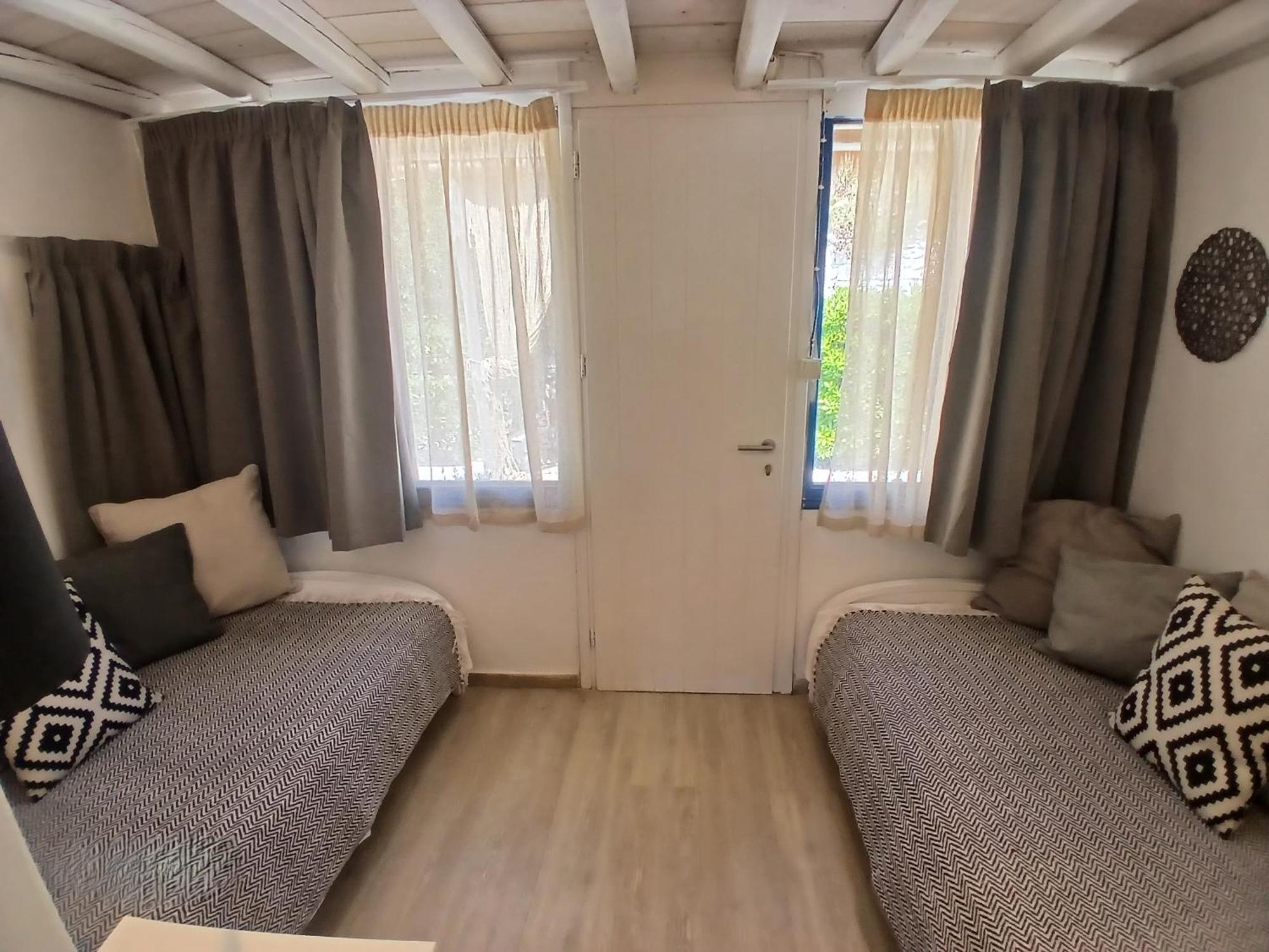 Sea Side Studios & Houses Кало Ливади Стая снимка
